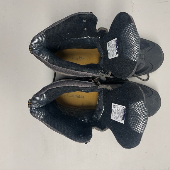 Men’s Columbia Winter Hiking boots - Picture 9 of 12